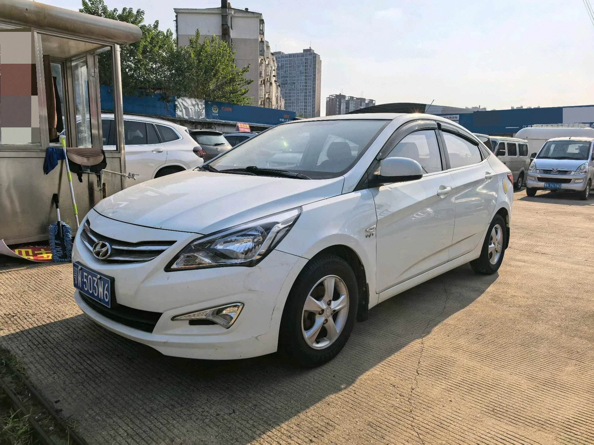 2014 Hyundai Reina 1.4L Automatic Intelligent GLS