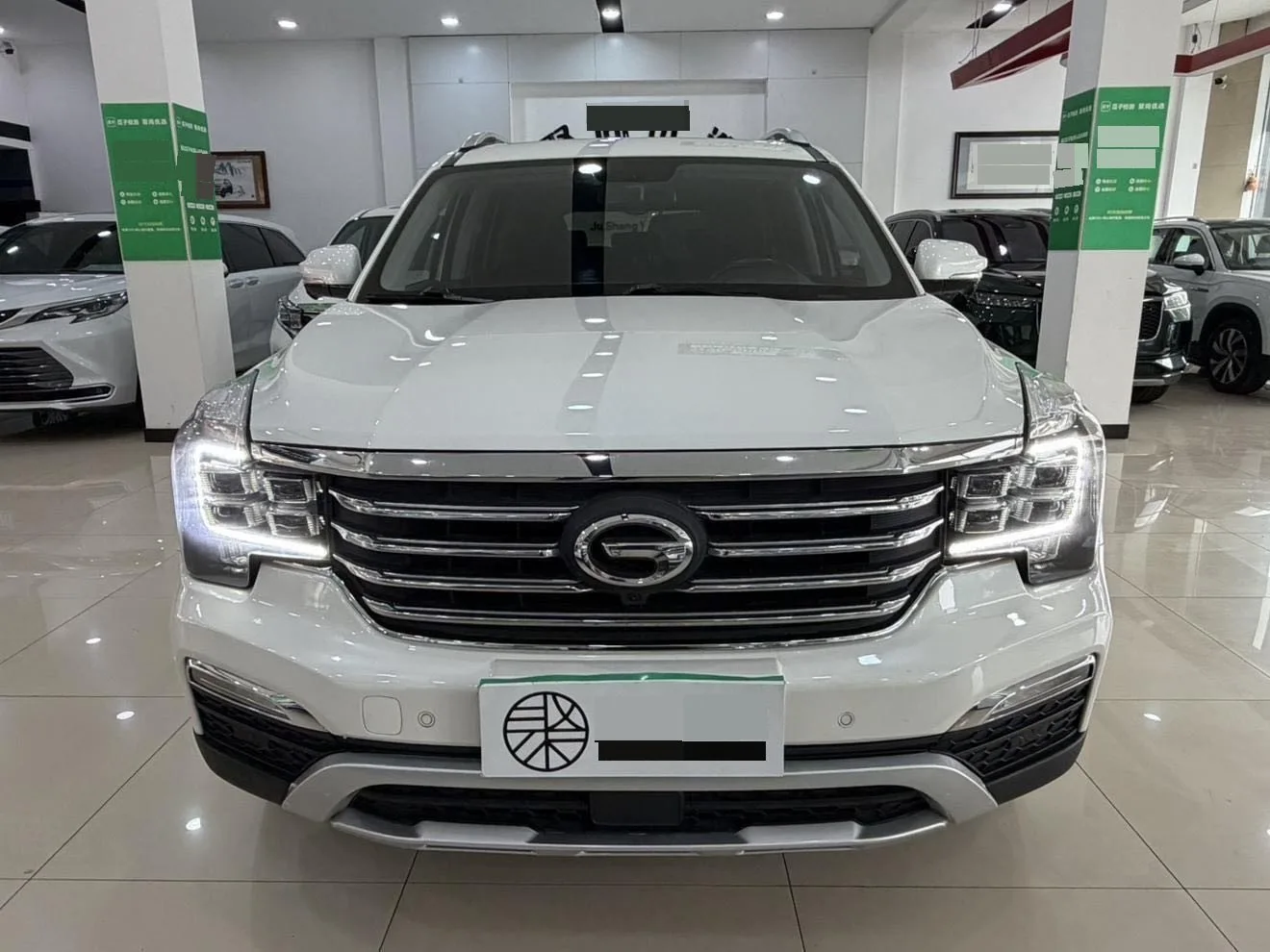 GAC GS8 2017 Model Year 320T Front-Wheel Drive Luxury Smart Connect Edition (7-Seater)
