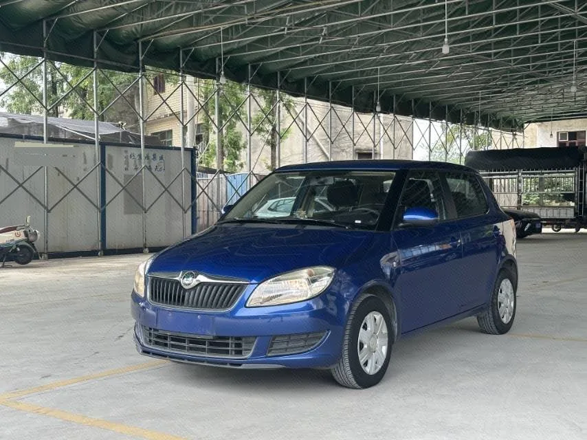 Fabia 2012 1.4L Automatic Crystal Edition