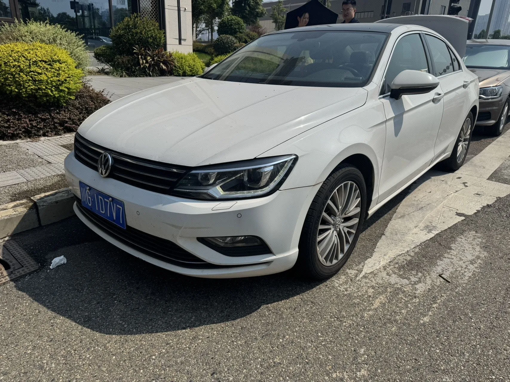 Lingshu 2015 Model Year 330TSI DSG Luxury Edition