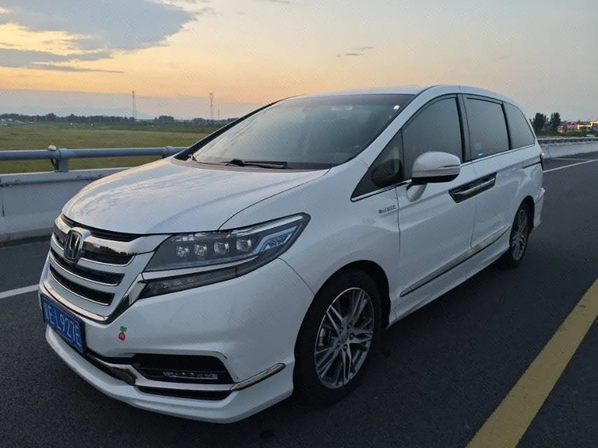 Elysion 2019 2.0L Hybrid Luxury Edition