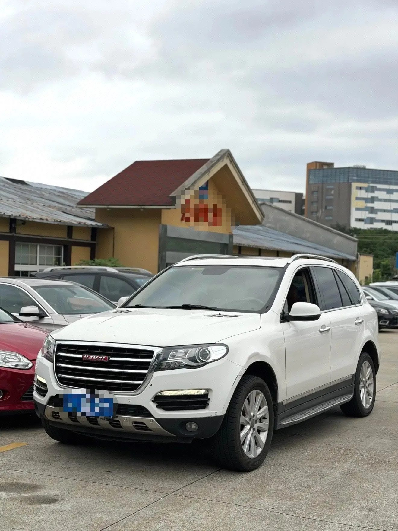 Haval H8 2015 2.0T Two-Wheel Drive Luxury Edition