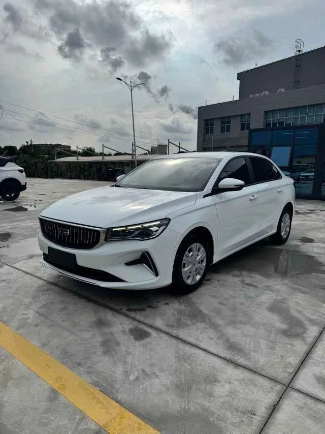 Geely 2025 Emgrand Sedan 1.5 Star Edition Manual Transmission