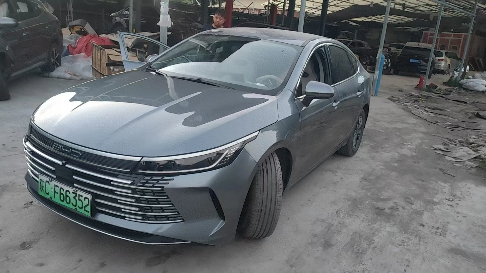 BYD 2024 Destroyer 05 DM-i 1.5 CVT Glory Edition 55KM Premium Automatic