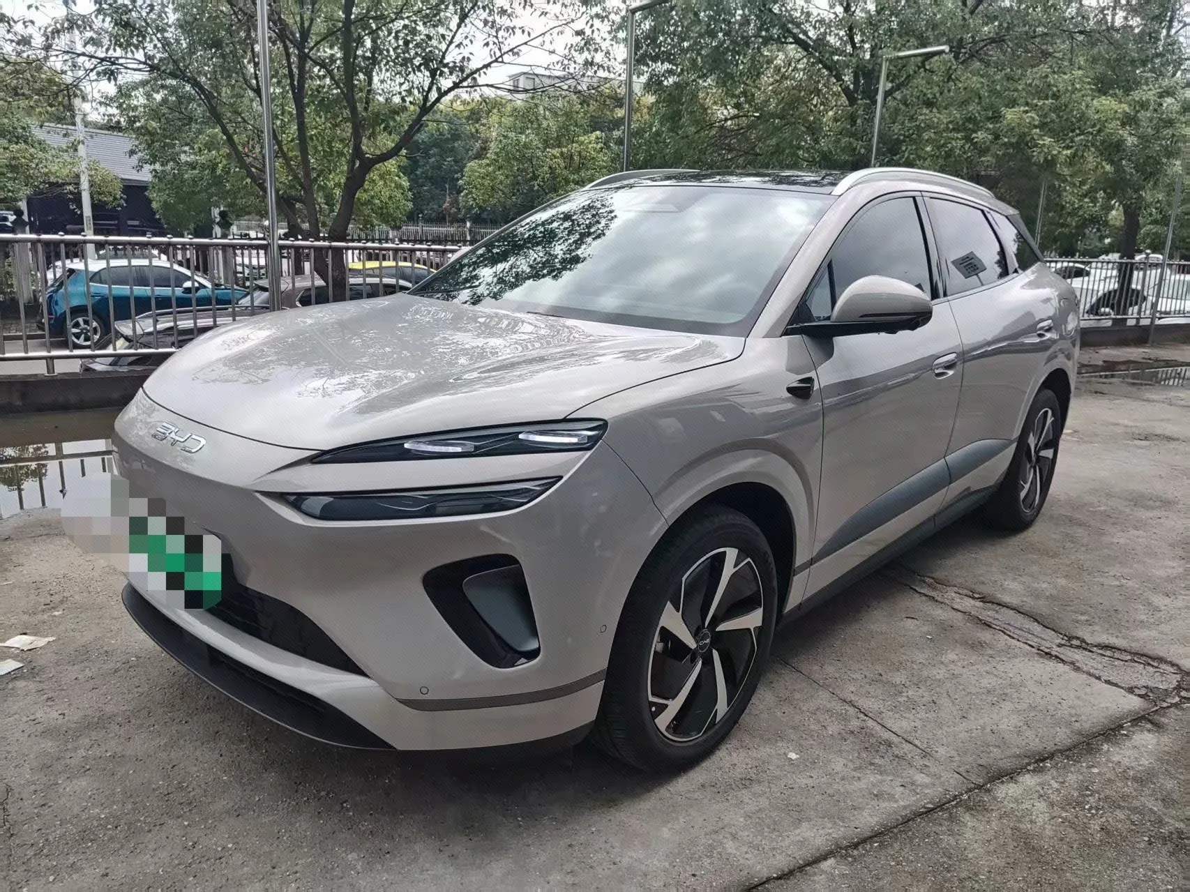 BYD 2025 Model Year Hai Shi 06 DM-i 1.5 CVT 205 Navigation Plus Edition, Automatic Transmission