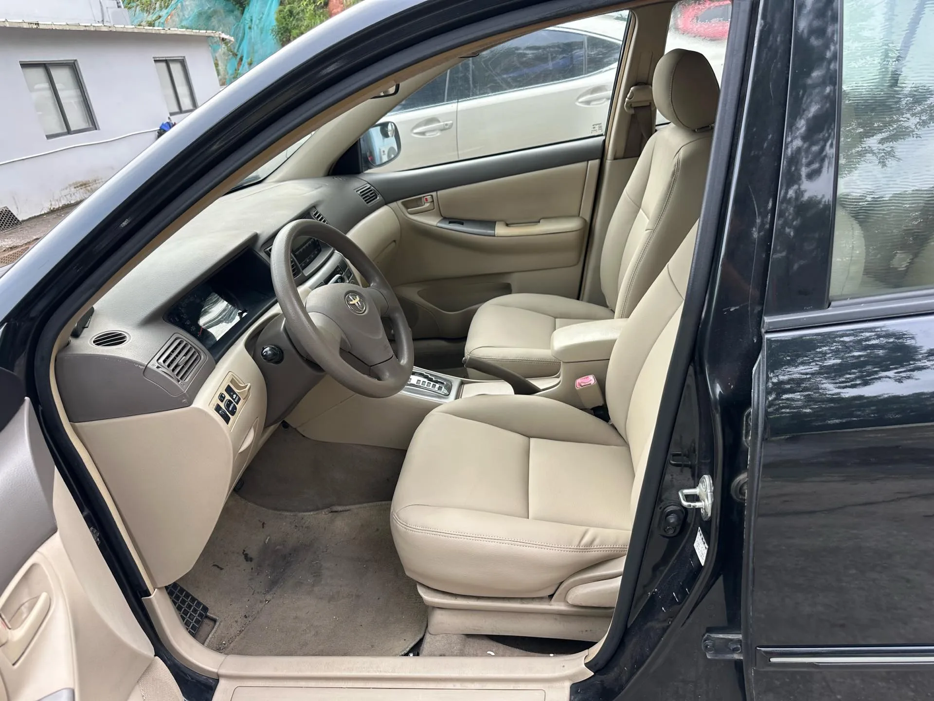 Hyundai Elantra 2010 Model Year 1.6L Automatic Classic Edition