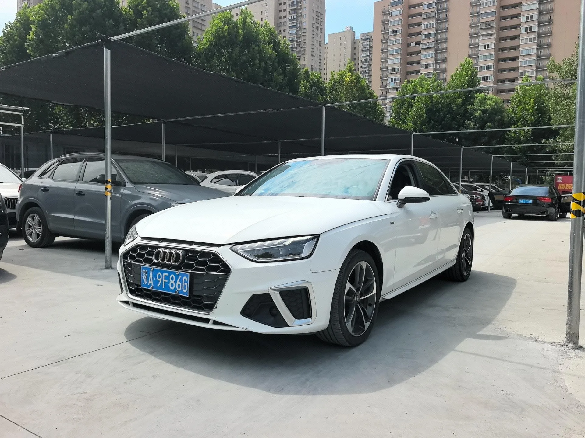 Audi A4L 2022 40 TFSI Fashion Dynamic Edition