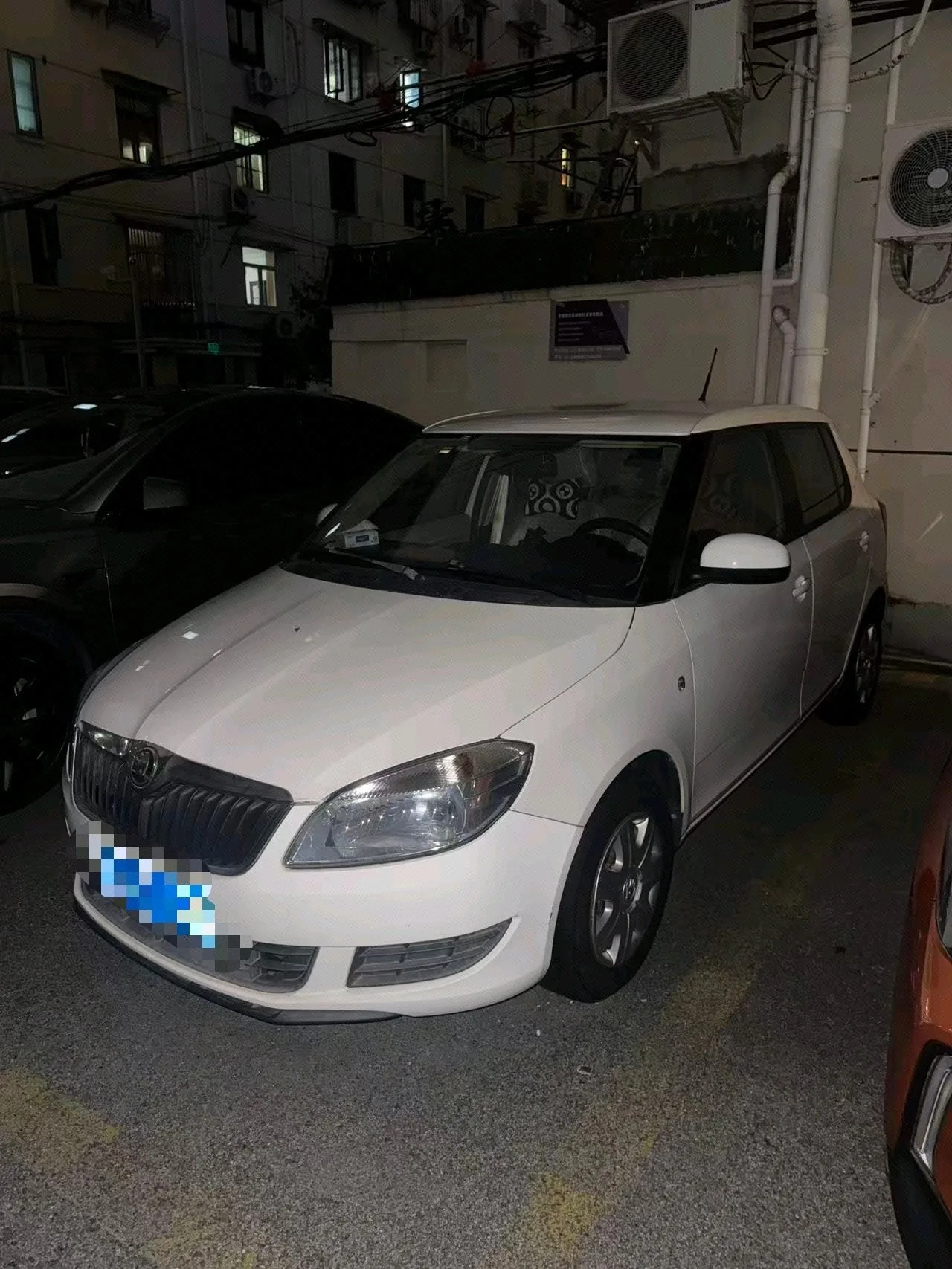 Fabia 2014 1.4L Automatic Crystal Edition