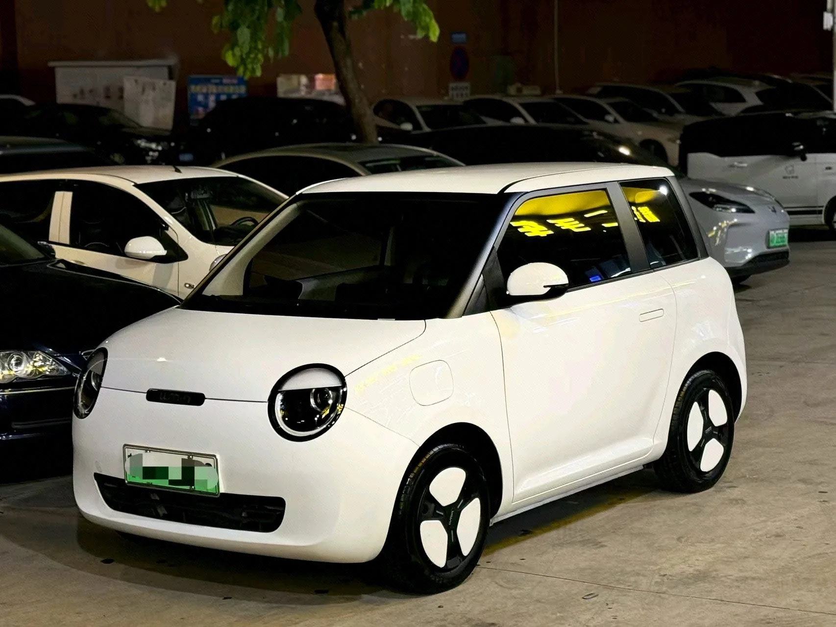 Changan Lumin 2022 Model 210km Sweet Edition