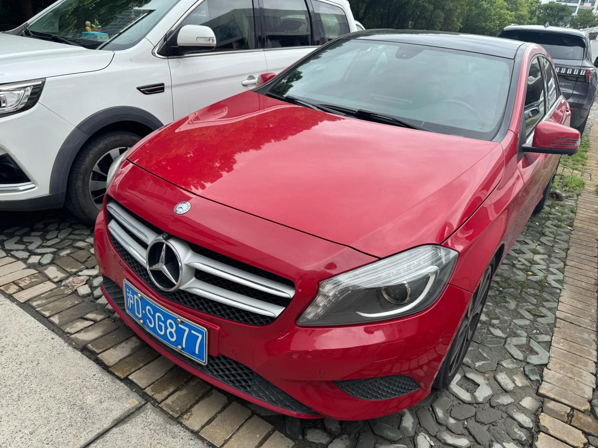 Mercedes-Benz A-Class (Imported) 2015 Model Year A 200 Style