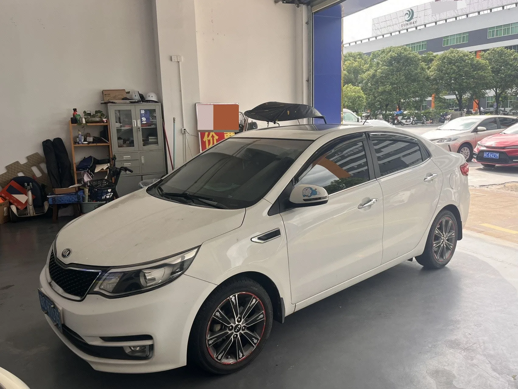 Kia K2 2015 Sedan 1.6L AT Premium