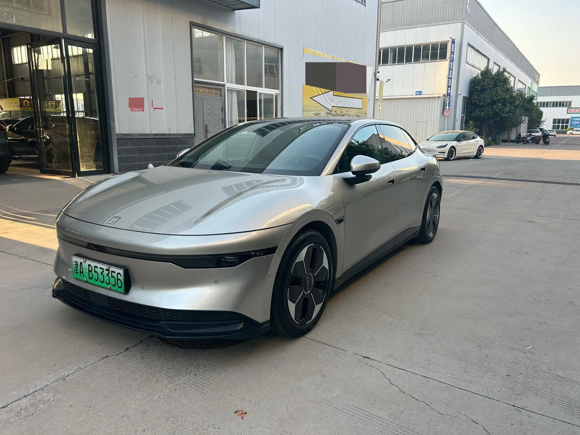 Zeekr 007 2024 Rear-Wheel Drive 75kWh