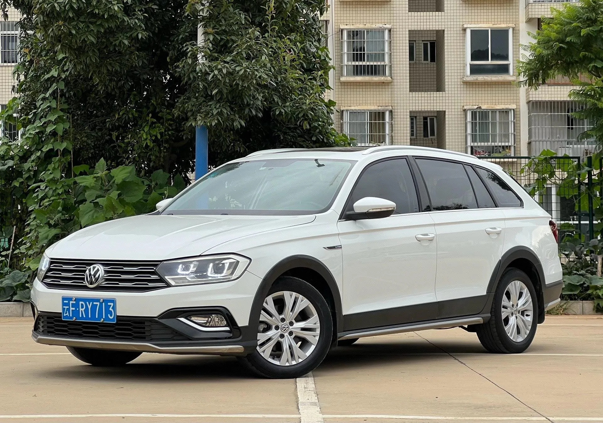 2017 C-TREK Weiling 1.6L Automatic Luxury Edition