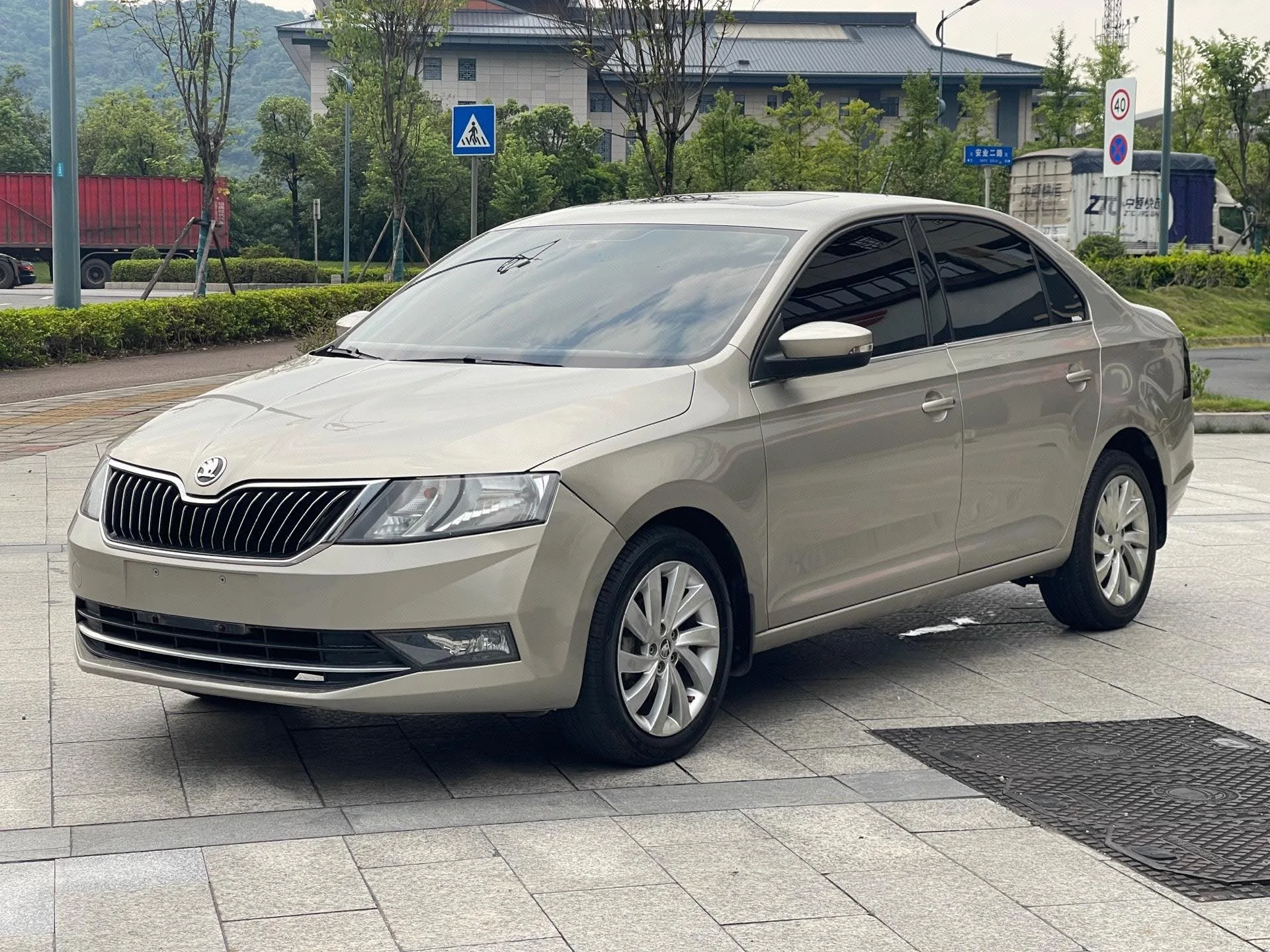 Skoda 2018 Rapid 1.4 Comfort Edition, Manual Transmission