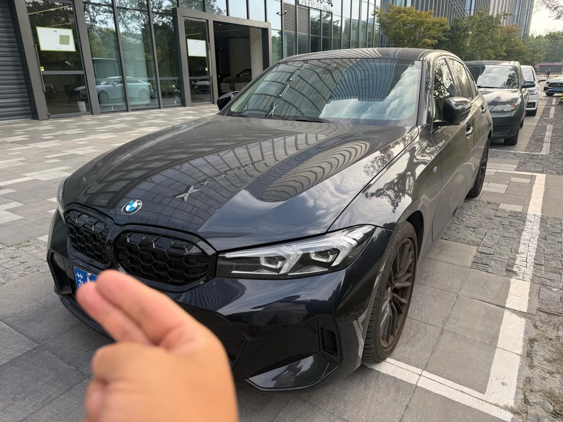 2023 BMW 3 Series 325Li M Sport Shadow Edition