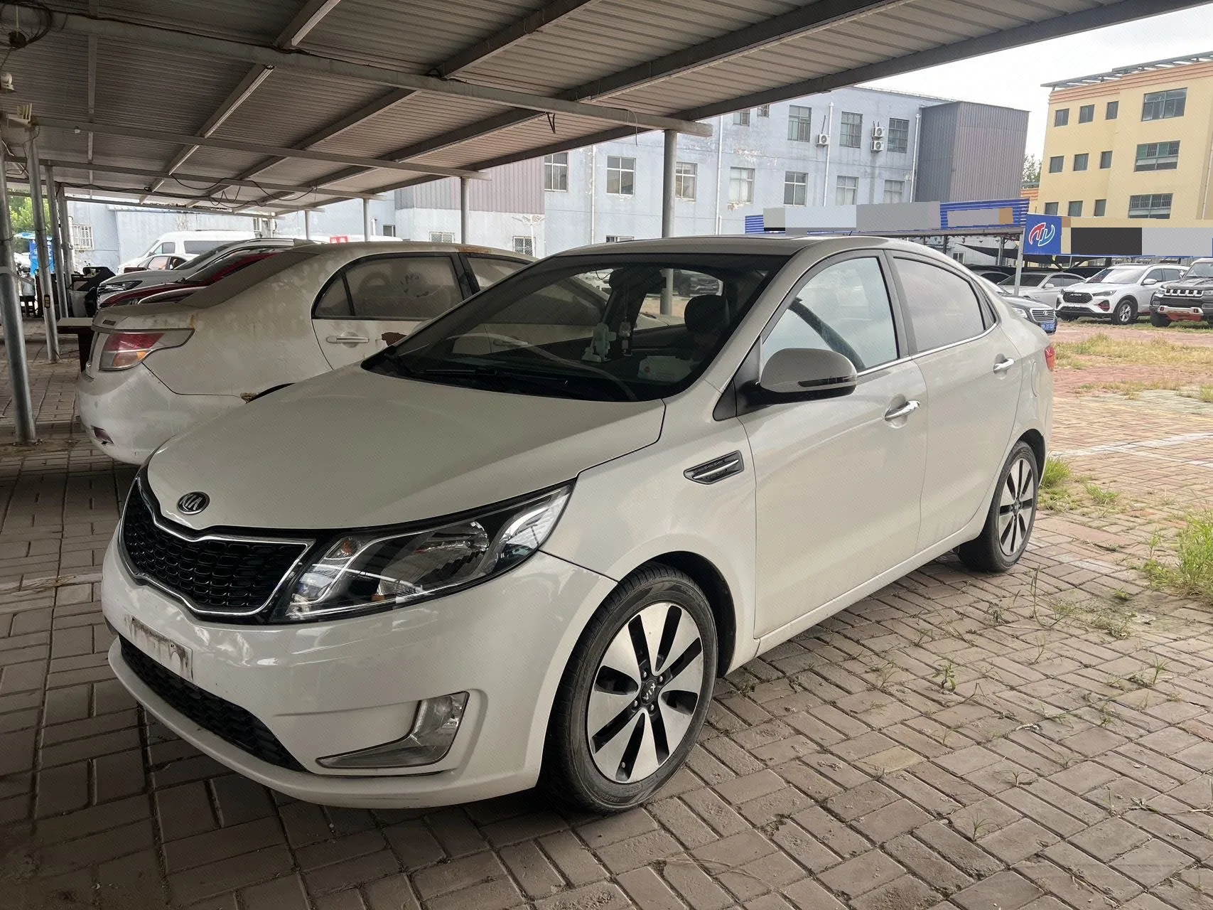 Kia K2 2012 Sedan 1.6L AT Premium Commemorative Edition