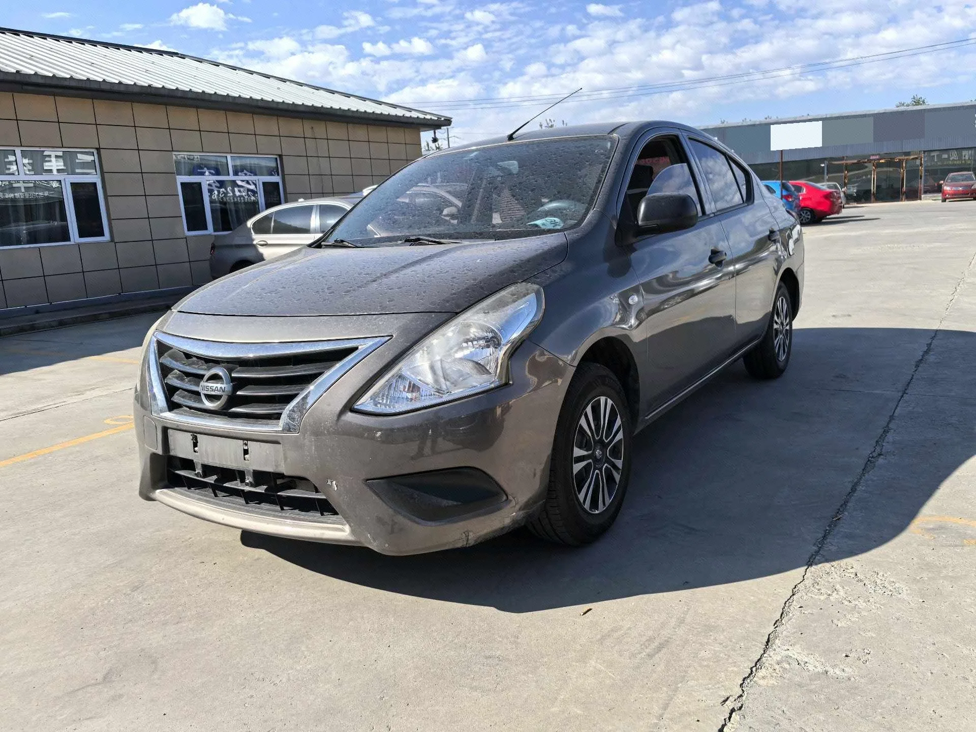 2015 Nissan Sunny 1.5 XE Comfort Edition (Manual Transmission)