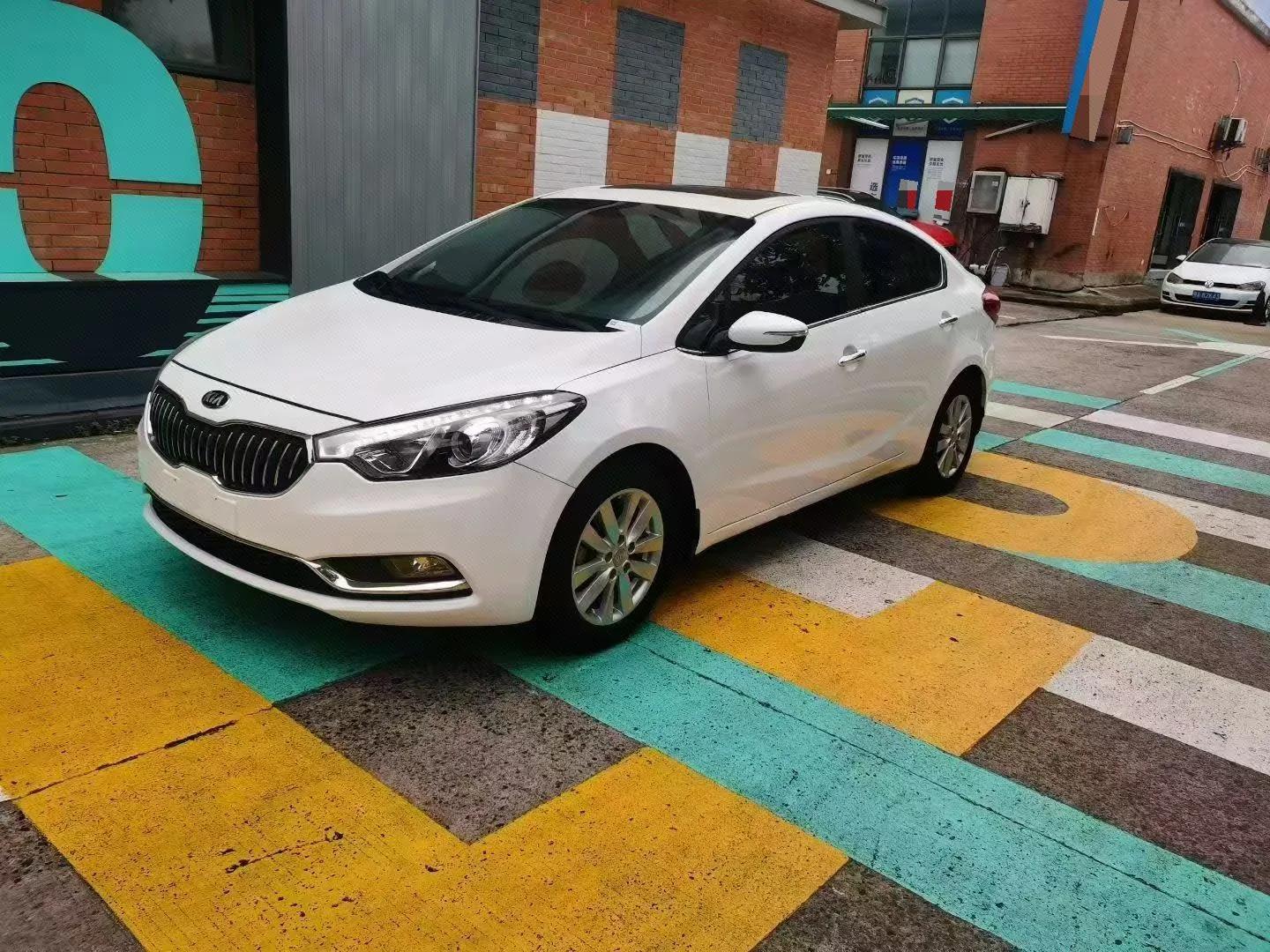 Kia K3 2015 1.6L Automatic GLS