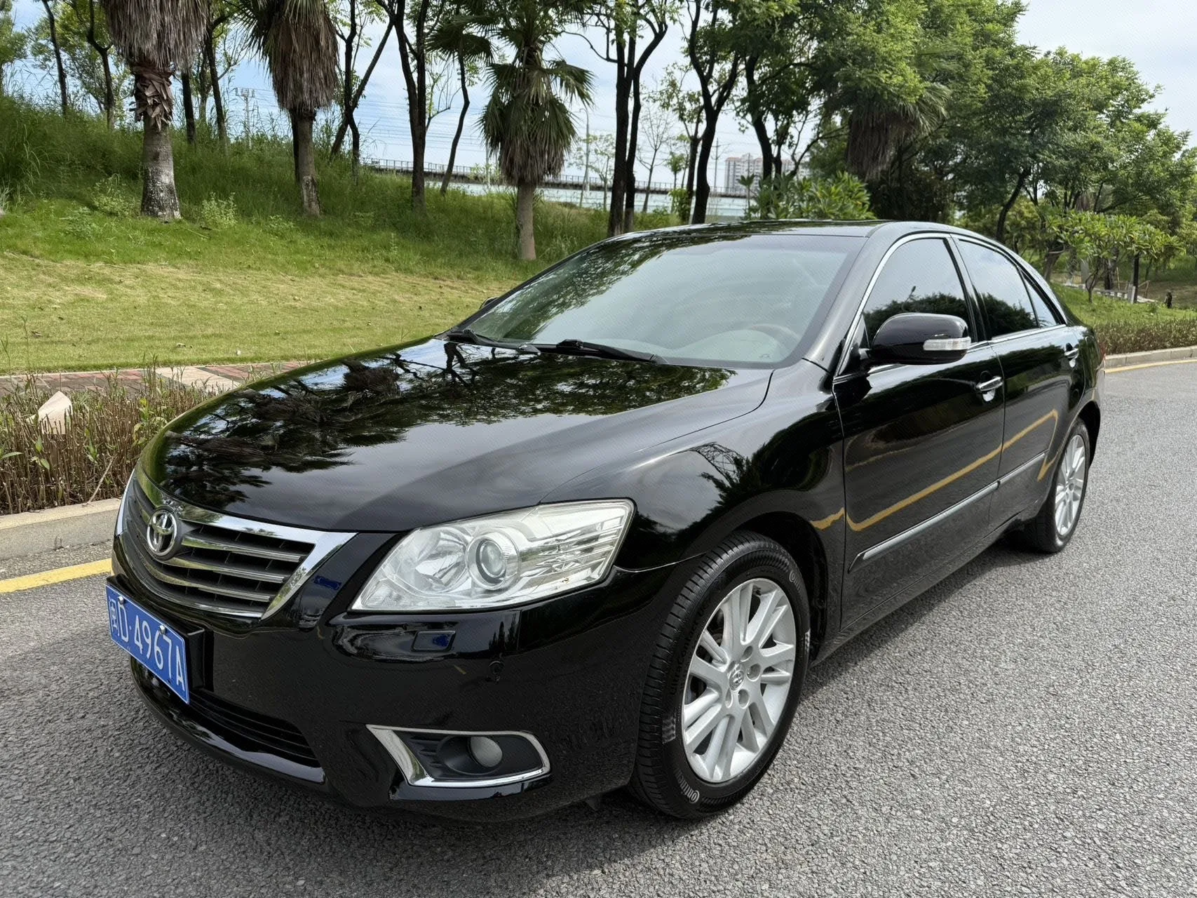 2009 Camry 240V Premium Edition