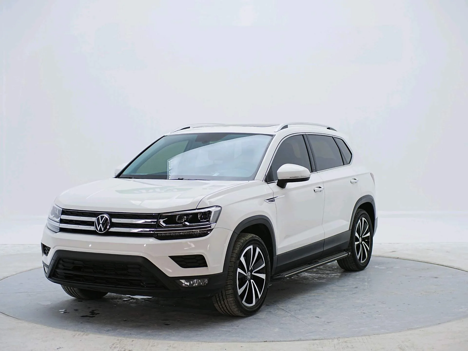 Tharu 2022 280TSI 2WD Comfort Edition