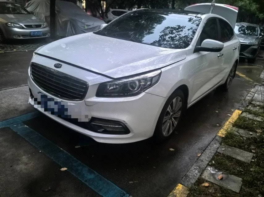 Kia K4 2014 1.8L Automatic GLS