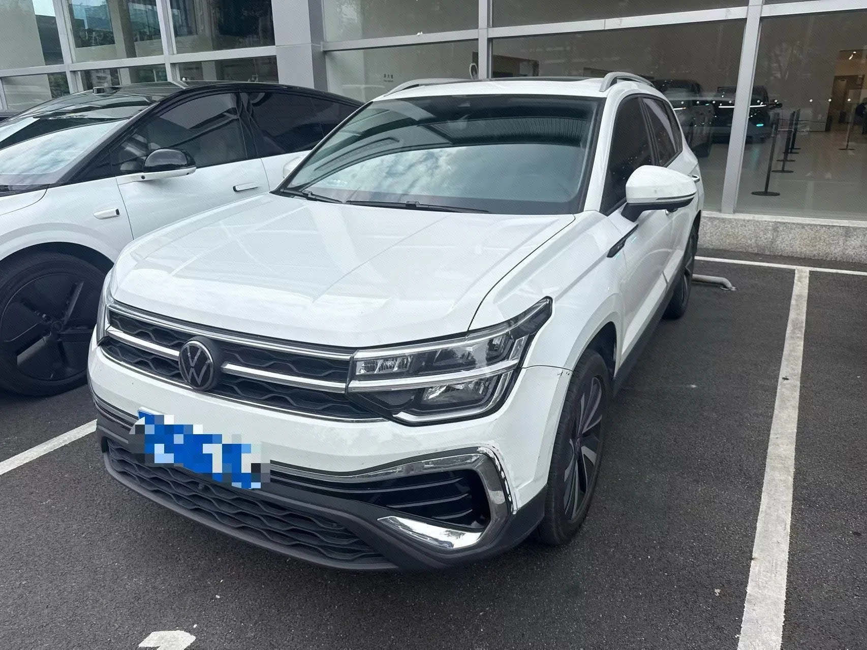 Volkswagen 2023 Tharu 1.5TSI 300TSI 2WD Moon Edition Automatic