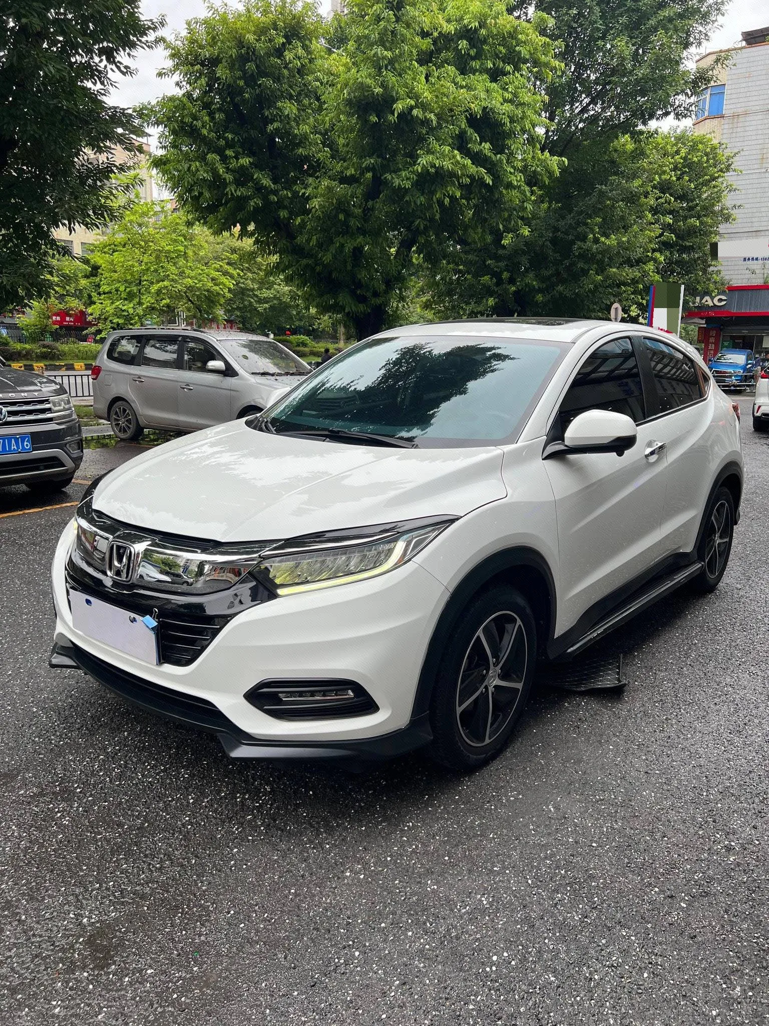 Vezel 2020 1.5L CVT Luxury Edition