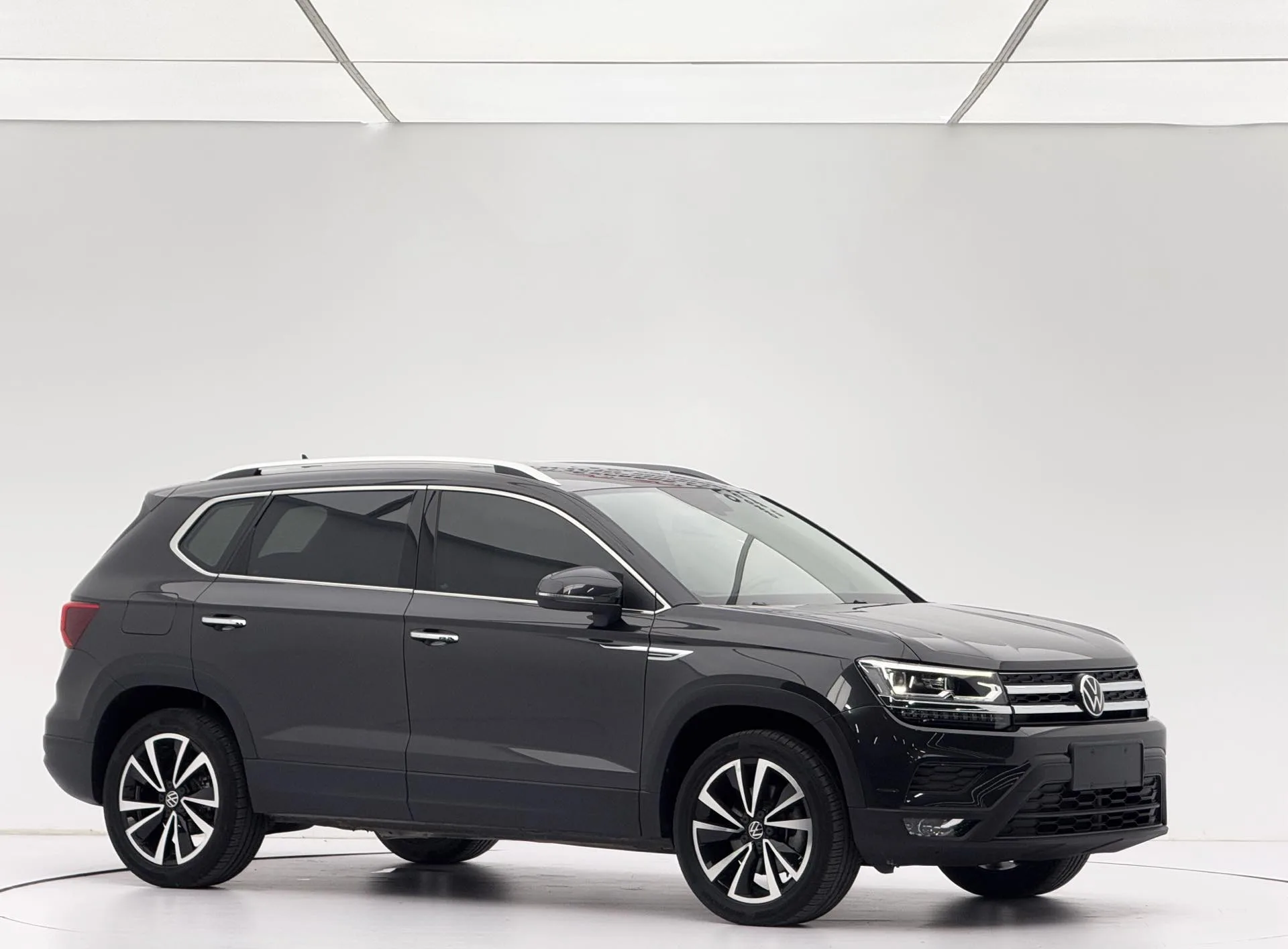 Tharu 2021 280TSI 2WD Luxury Edition PLUS