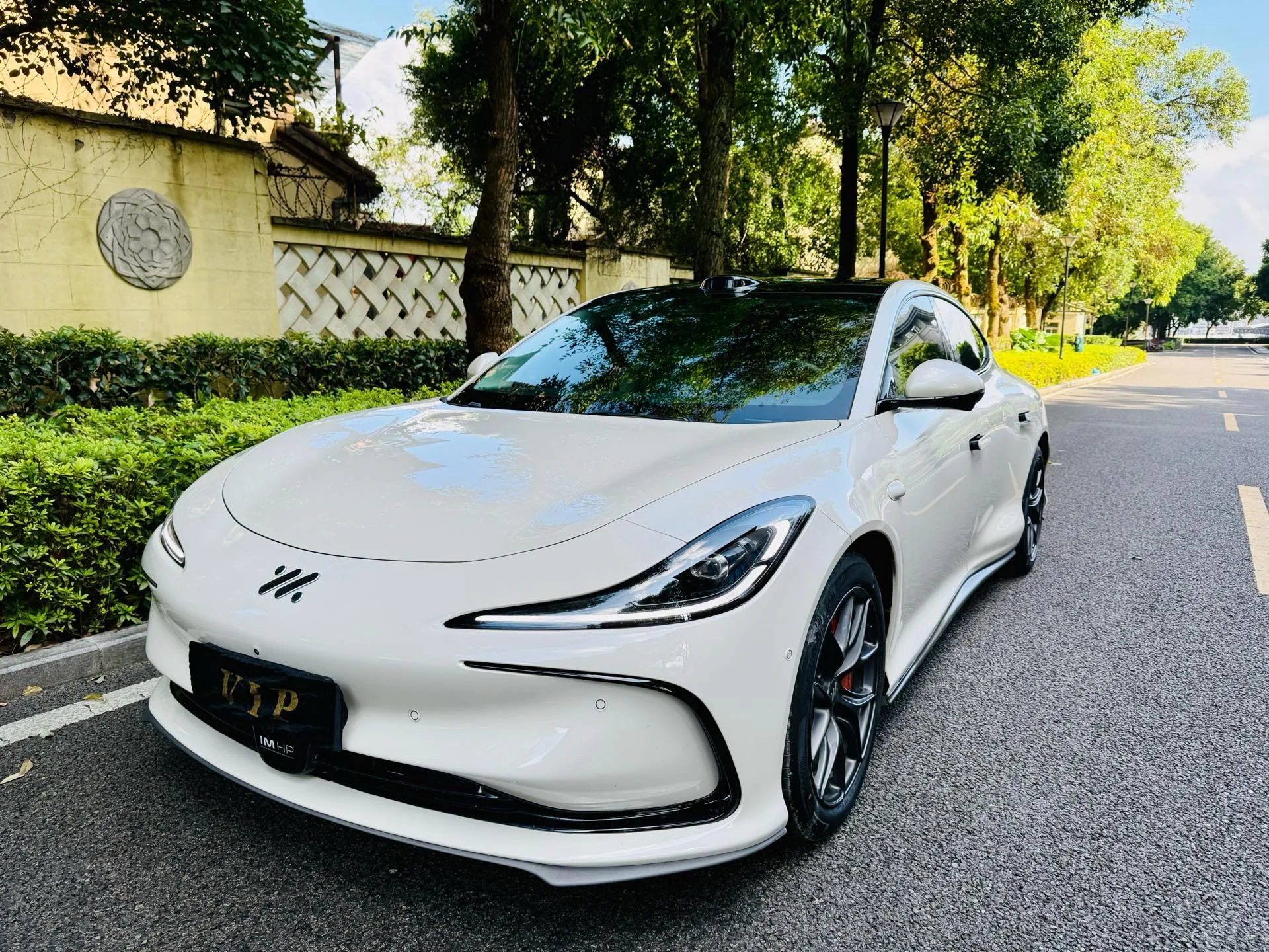 Zhiji L6 2024 Max Standard Edition