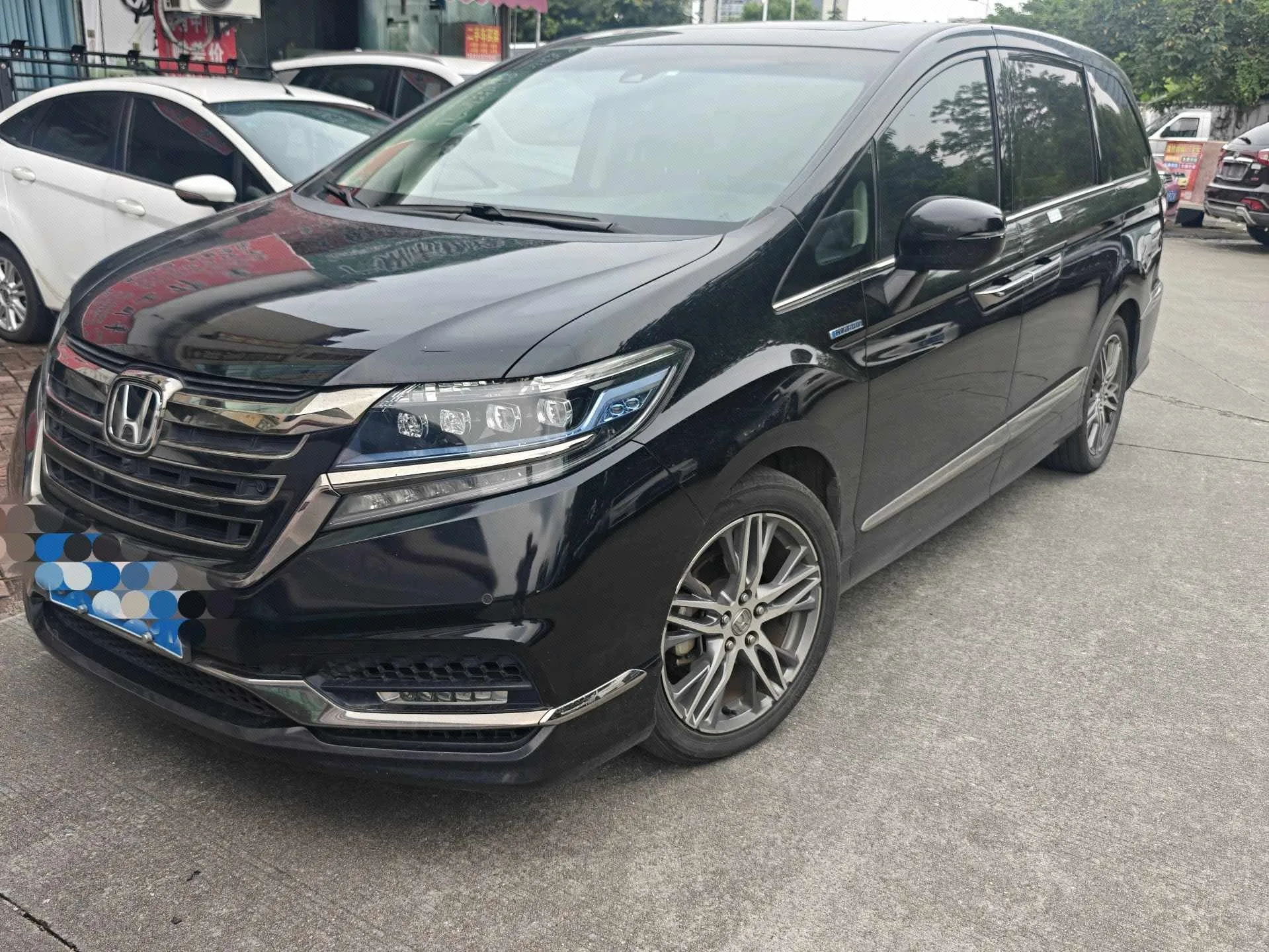 Elysion 2019 2.0L Hybrid Supreme Edition