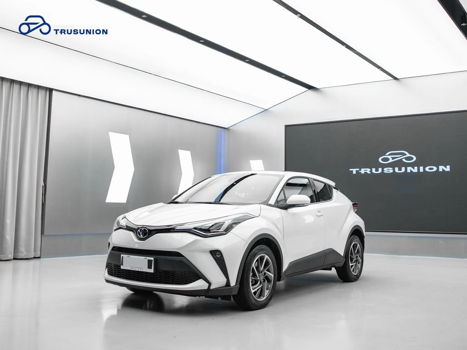 Toyota 2023 C-HR 2.0 CVT Luxury Edition, Automatic Transmission