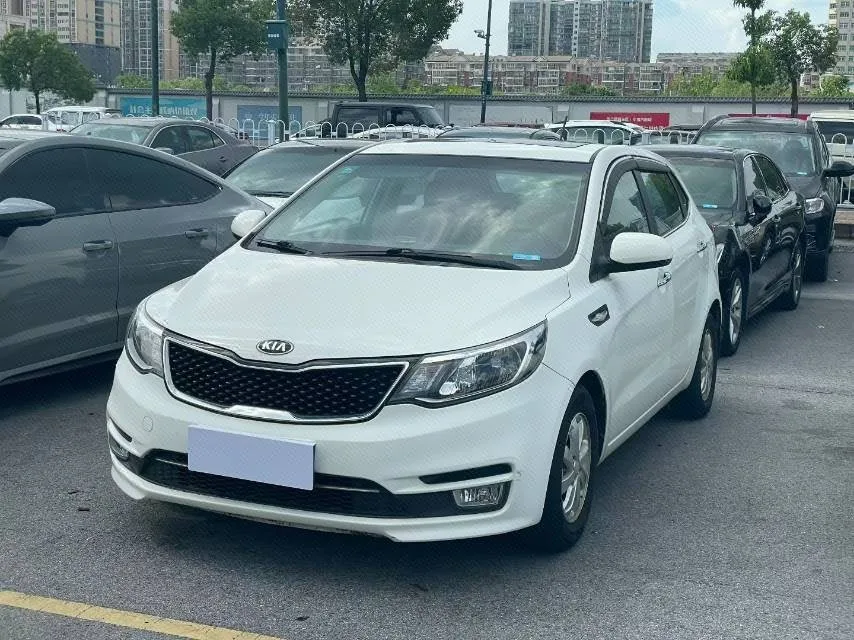 2015 Kia K2 Hatchback 1.4L AT GLS Cool Edition