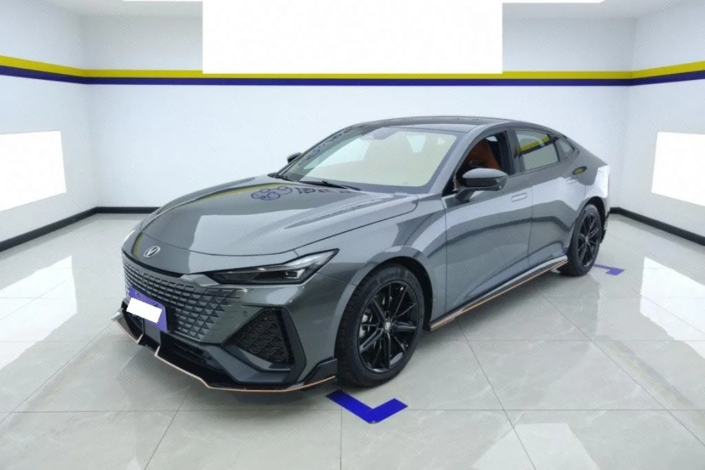 Changan 2023 UNI-V 2.0T Ling Su Edition Automatic