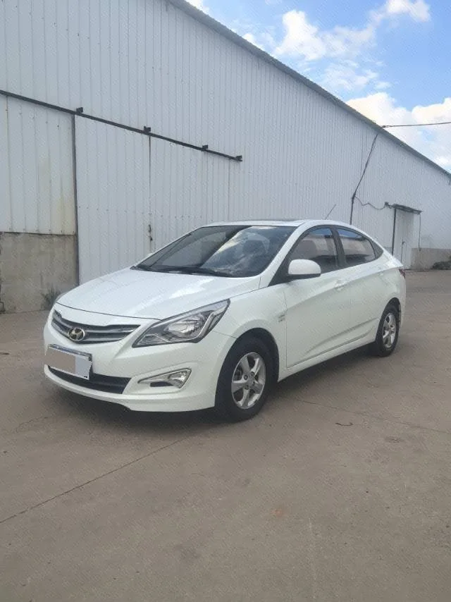 2014 Hyundai Reina 1.4L Automatic Leading Edition GLX