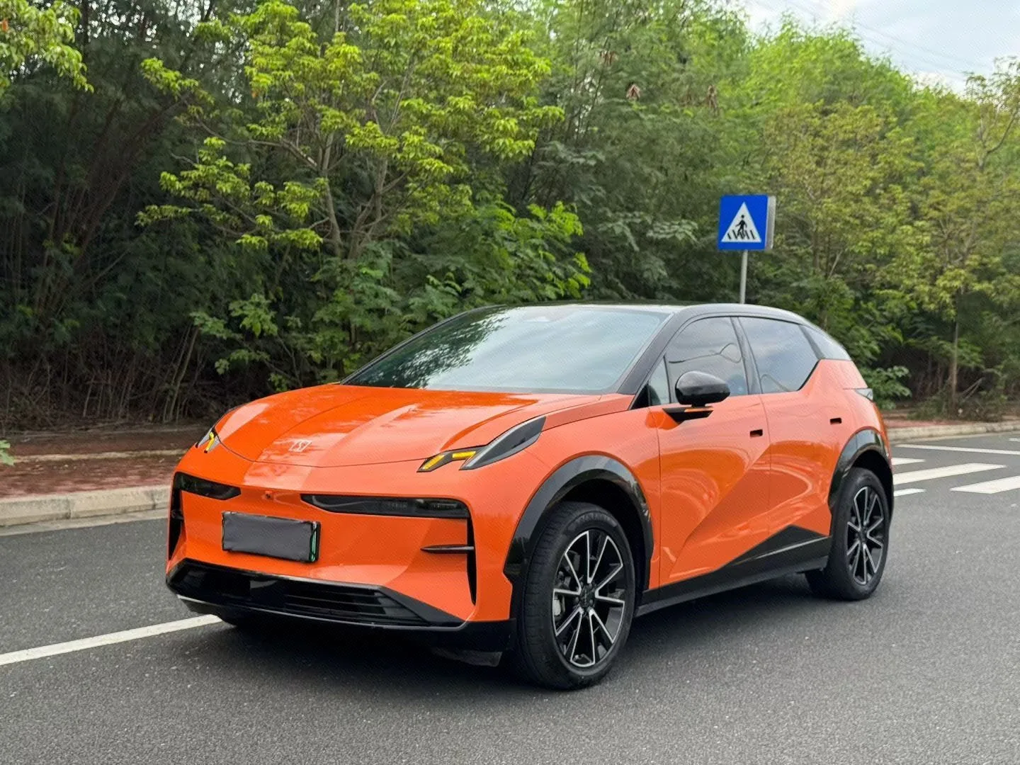 JiKrypton 2025 JiKrypton X Four-Seat Rear-Wheel Drive Magic Cube Edition Automatic Transmission