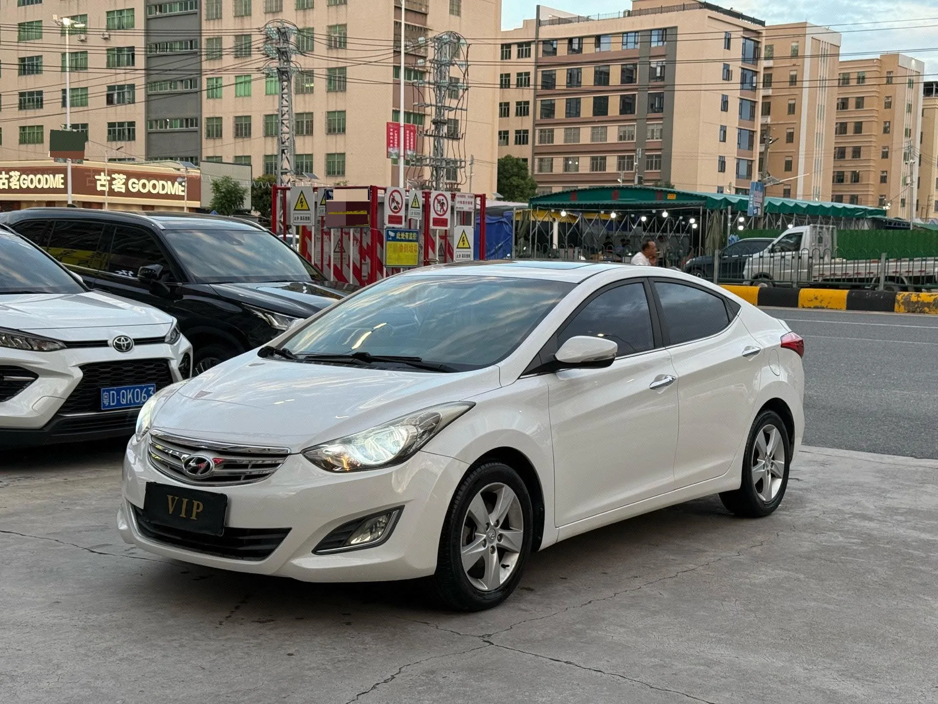 Hyundai Elantra 2012 1.6L Automatic Leading Edition