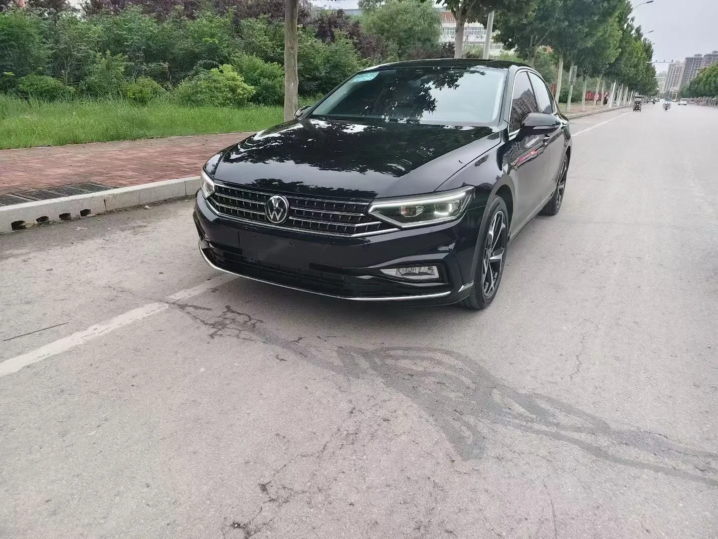 Volkswagen 2024 Magotan 2.0TSI 330TSI 2 Million Unit Luxury Edition Automatic Transmission
