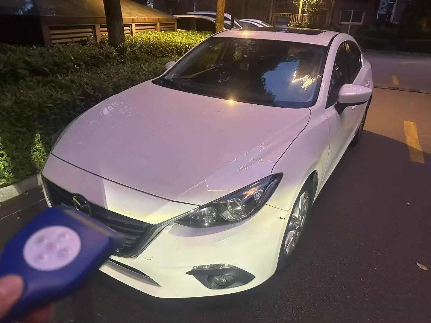 Mazda3 Axela 2016 Sedan 1.5L Automatic Comfort