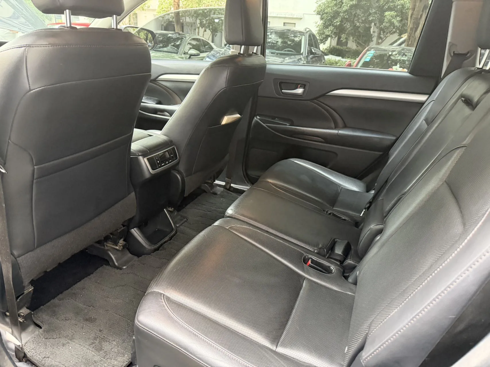 2015 Highlander 2.0T 2WD Luxury 7-seater