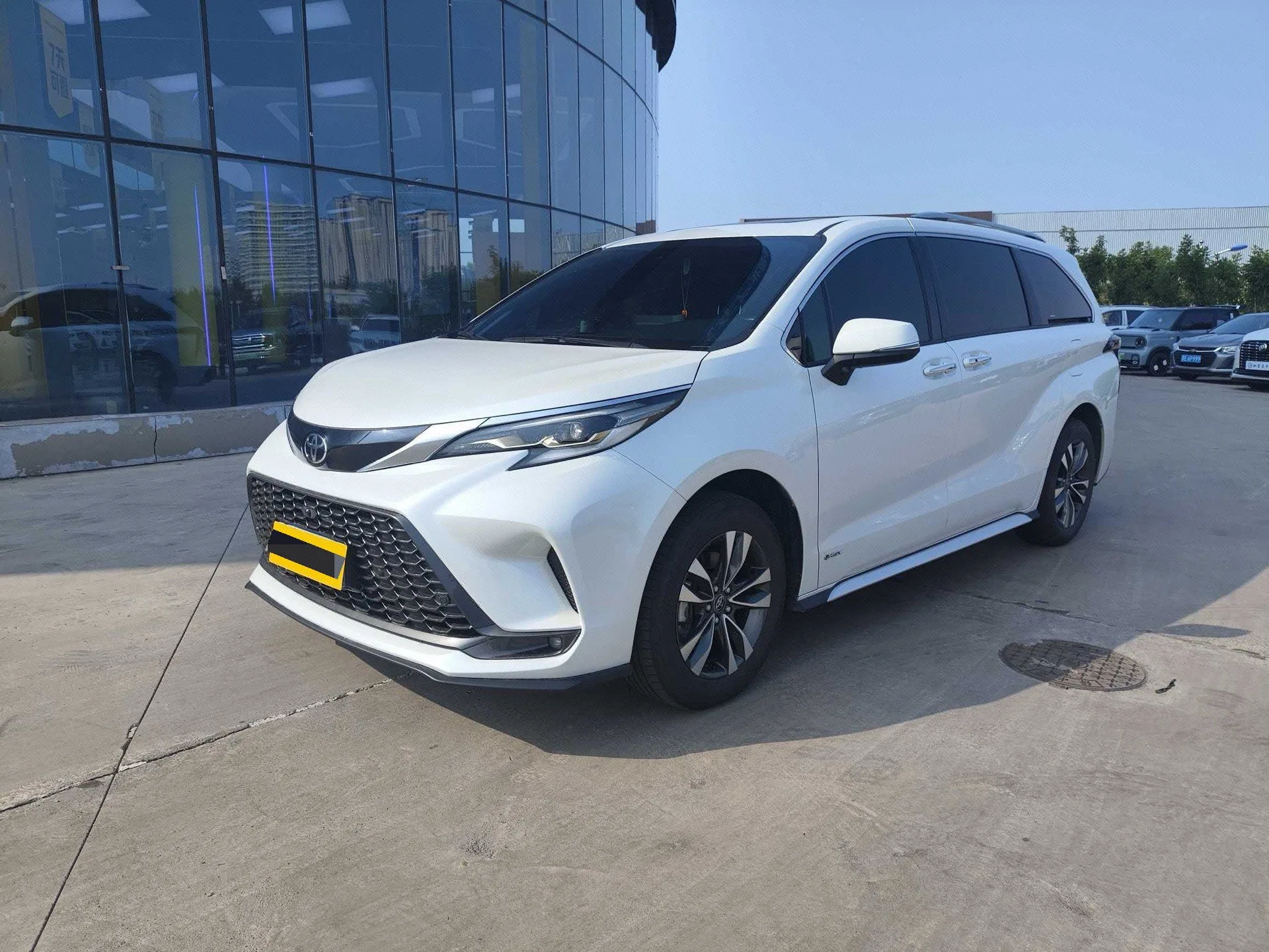 Toyota 2024 Grandeur Hybrid 2.5 CVT Luxury Automatic