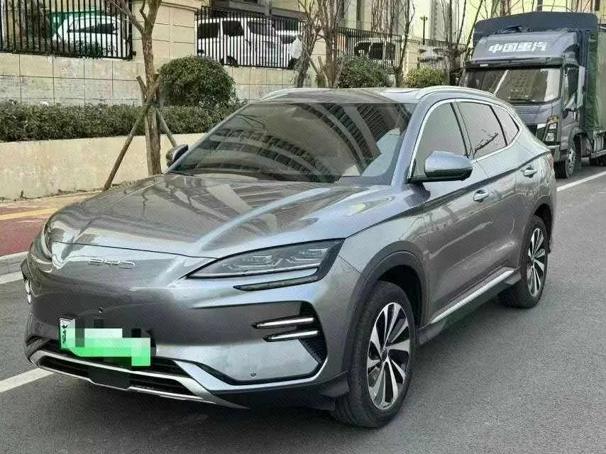 BYD Song PLUS New Energy 2023 Song PLUS EV Champion Edition 520KM Premium Automatic Transmission