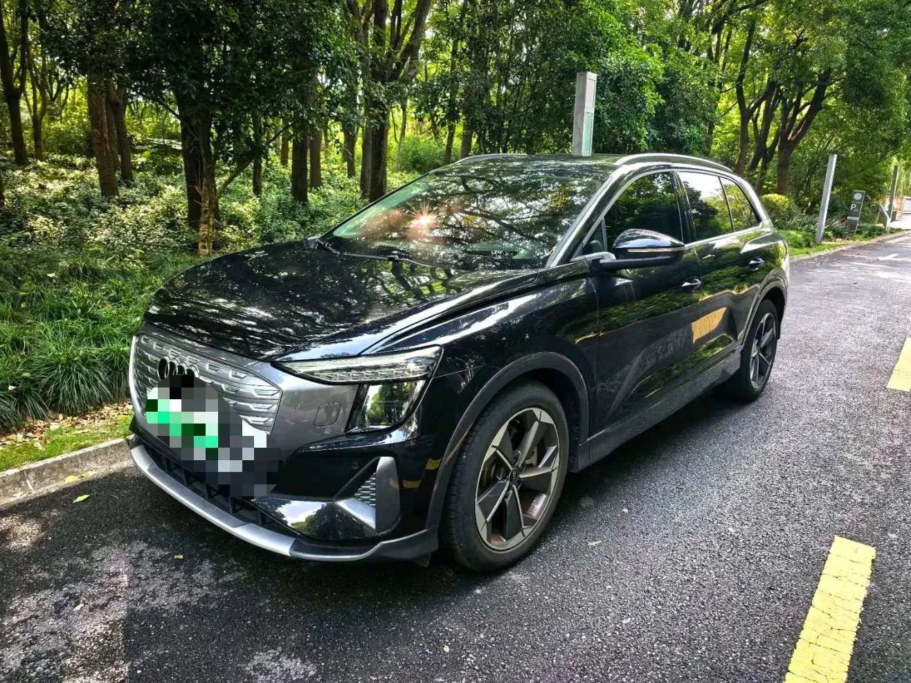 2023 Audi Q5 e-tron 40 Star Edition with Jin Yi Package, Automatic Transmission