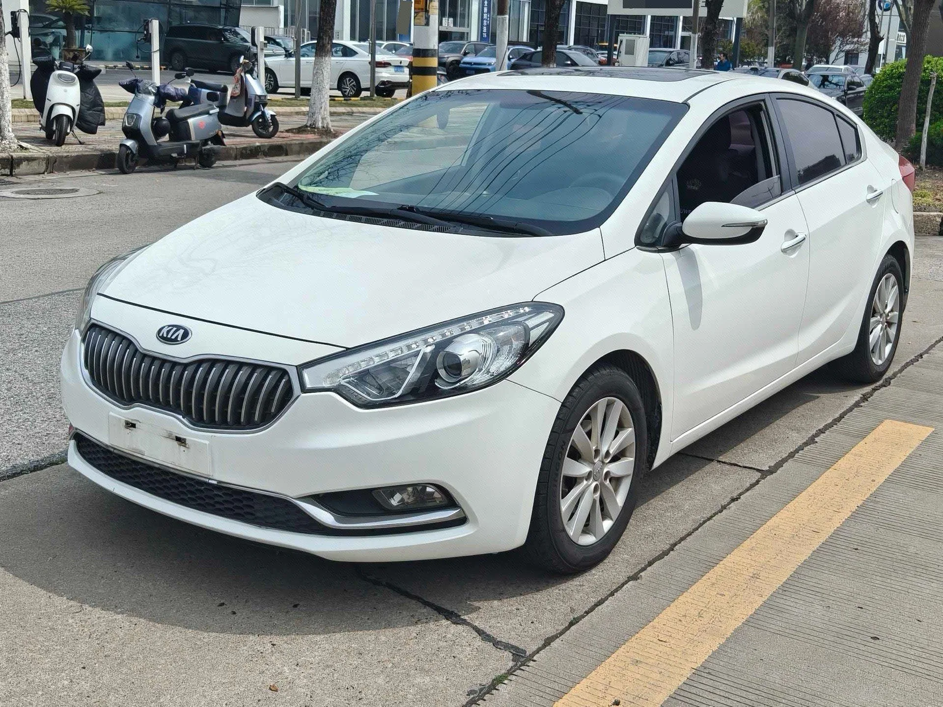 Kia K3 2013 1.6L Automatic DLX