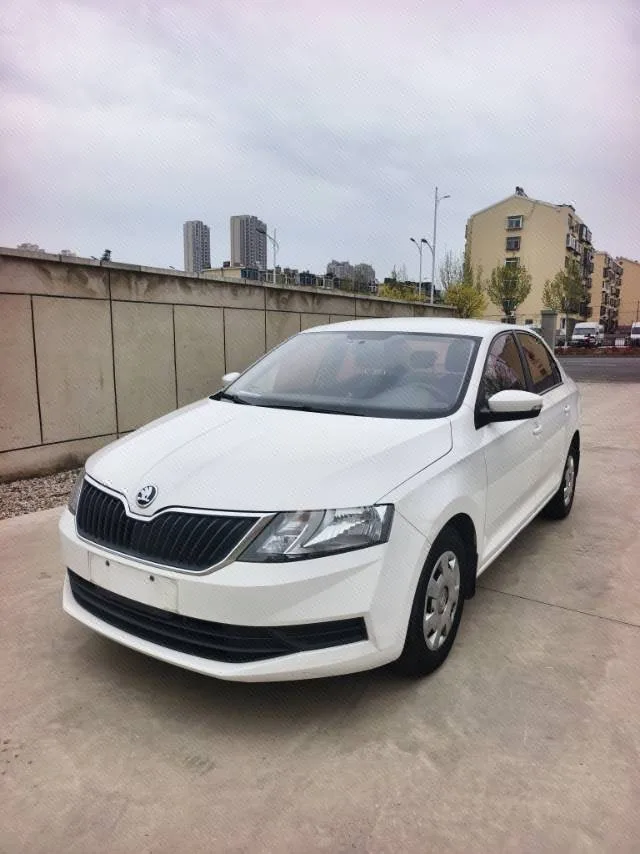 Skoda Rapid 2018 1.6 Standard Edition Manual Transmission