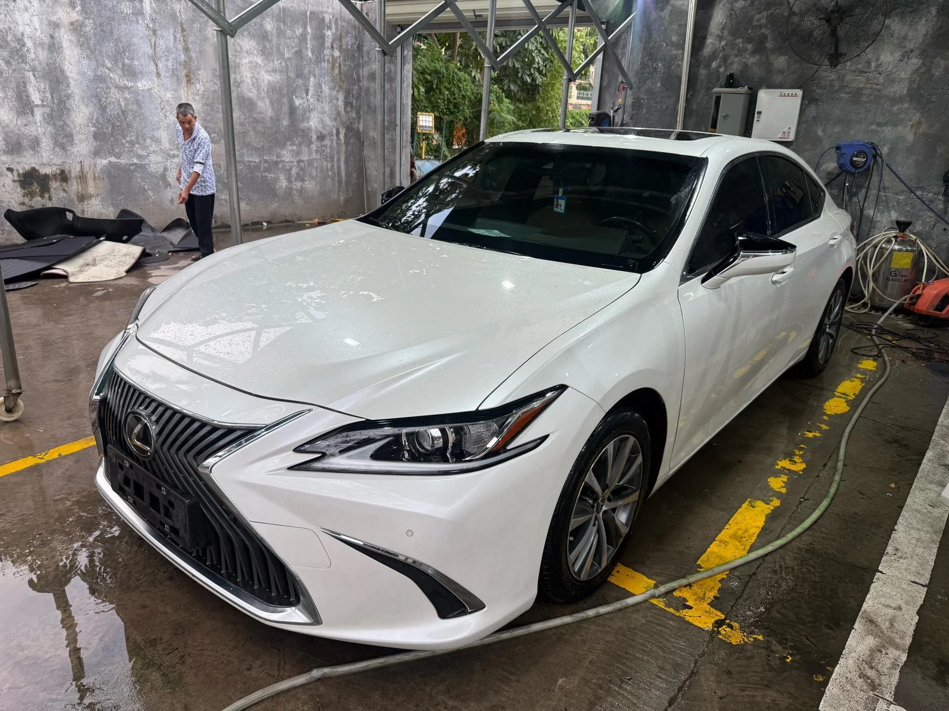 Lexus ES 2020 200 Excellence Edition