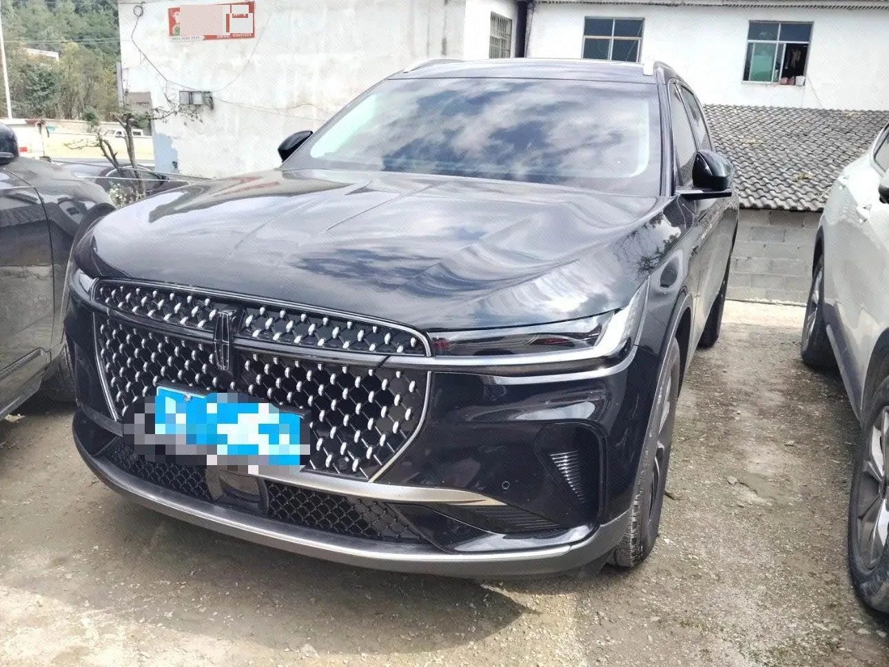 Lincoln 2025 Navigator 2.0T AWD Prestige Edition, Automatic Transmission