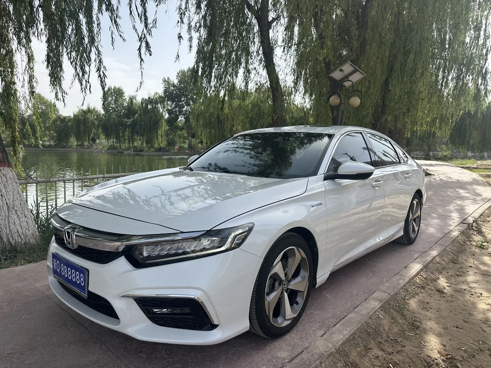 Inspire 2019 Hybrid 2.0L Pure Edition (National V Emission Standard)