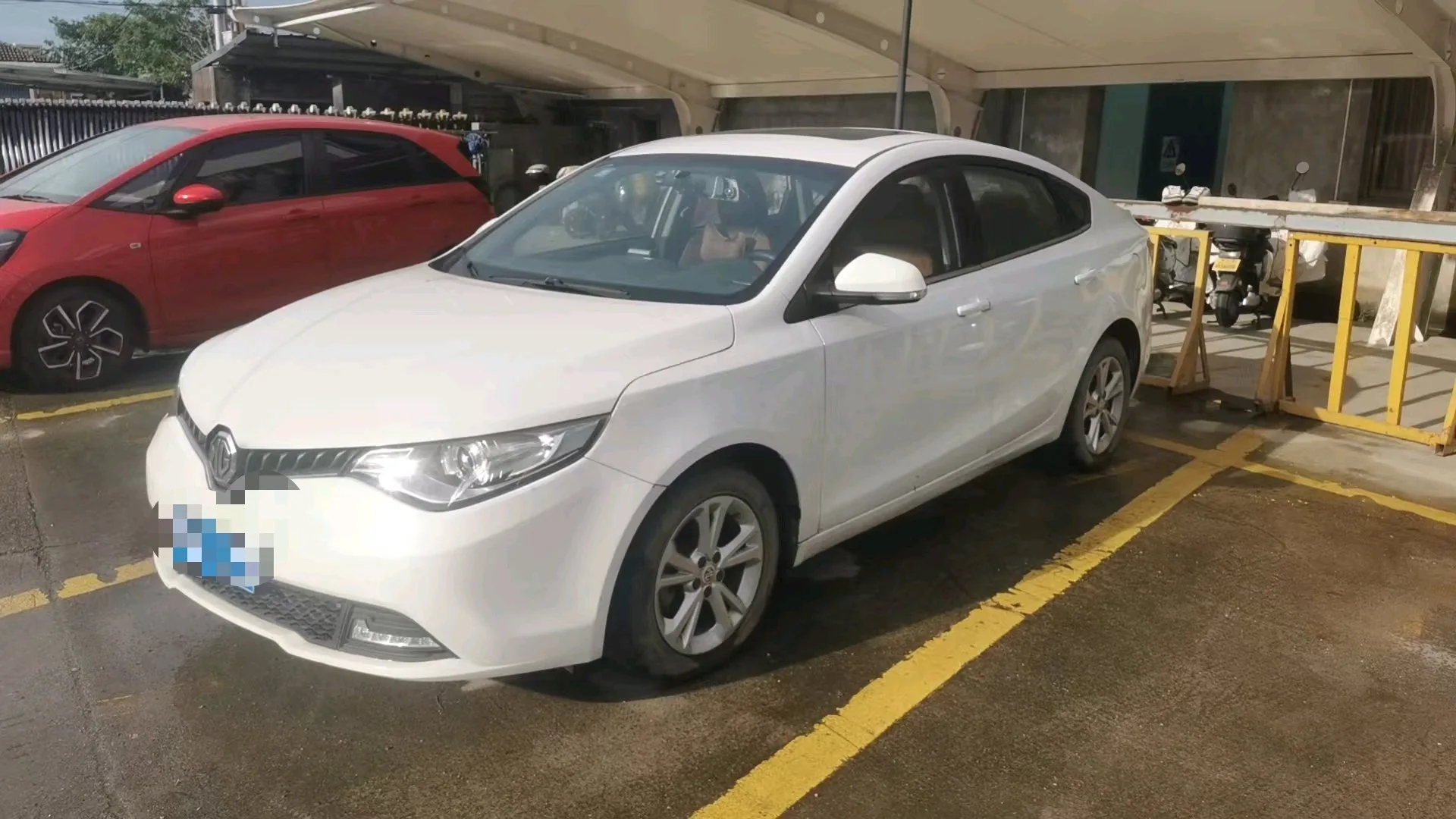 Ruixing 2016 Model Year 1.5L Automatic Fashion Edition