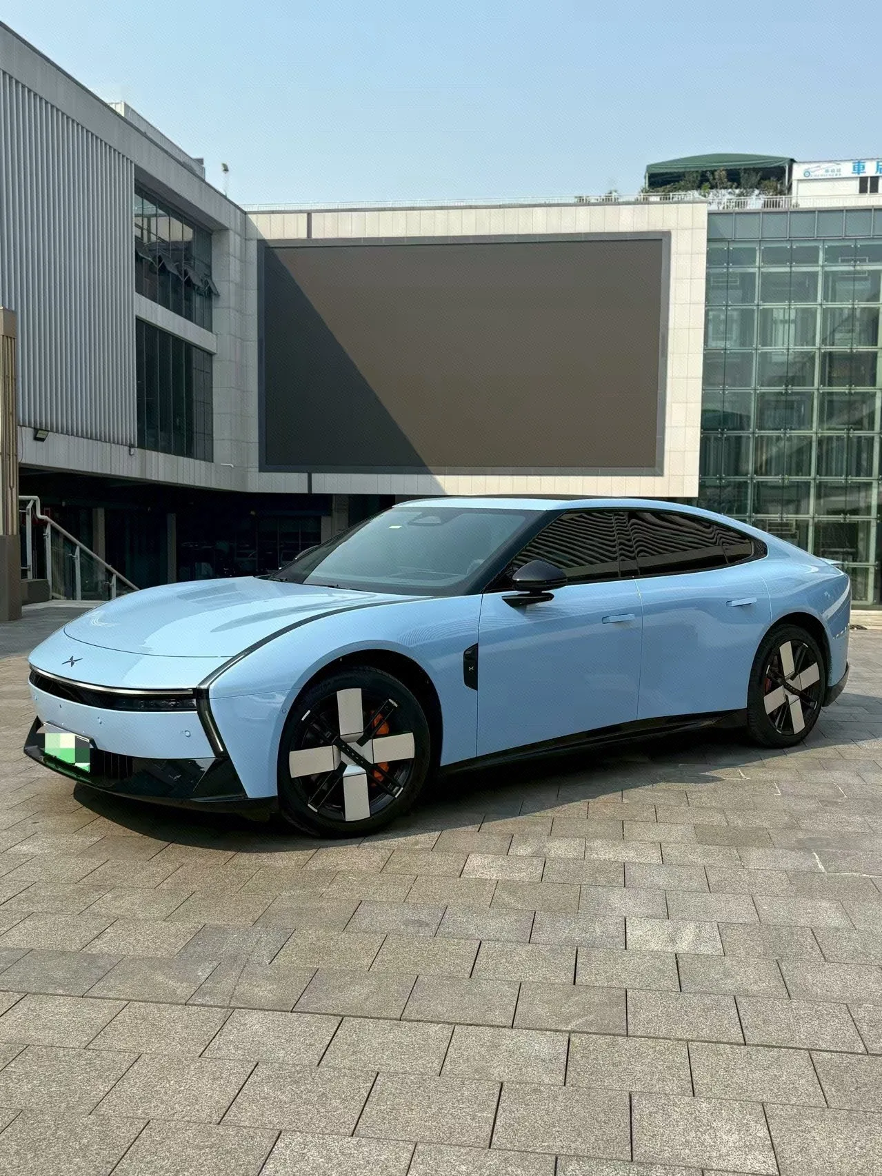 XPeng 2025 P7 702km Long Range Automatic