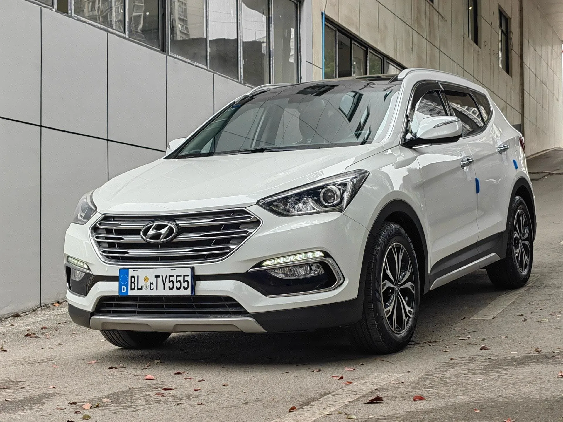 Santa Fe 2017 2.0T Automatic 2WD Smart 7-Seater